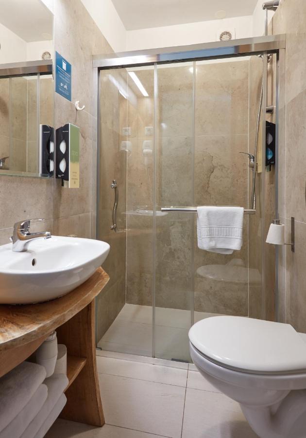 Batory Annex Otel Krakow Dış mekan fotoğraf